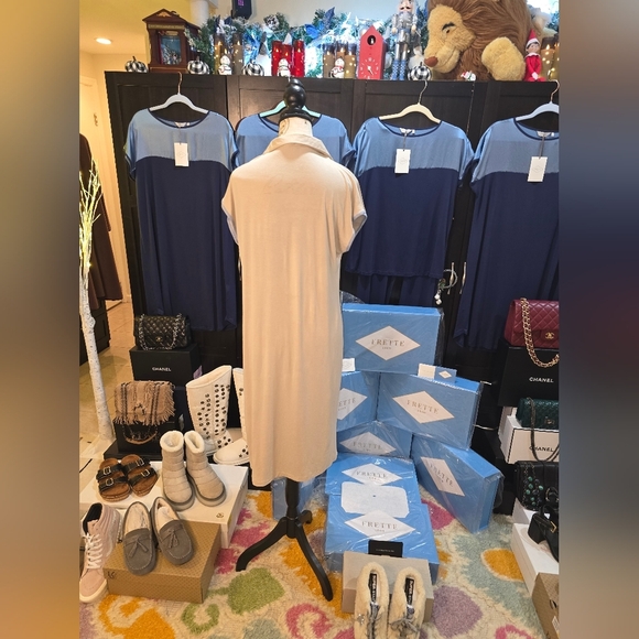 Frette Luxury 2024- 2025 Pyjamas Nightgown Button Beige W/ Blue Trim New W/Tags - Picture 3 of 16